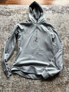 EUC NIKE  Women's Element Thermal Running Hoodie--sz Medium